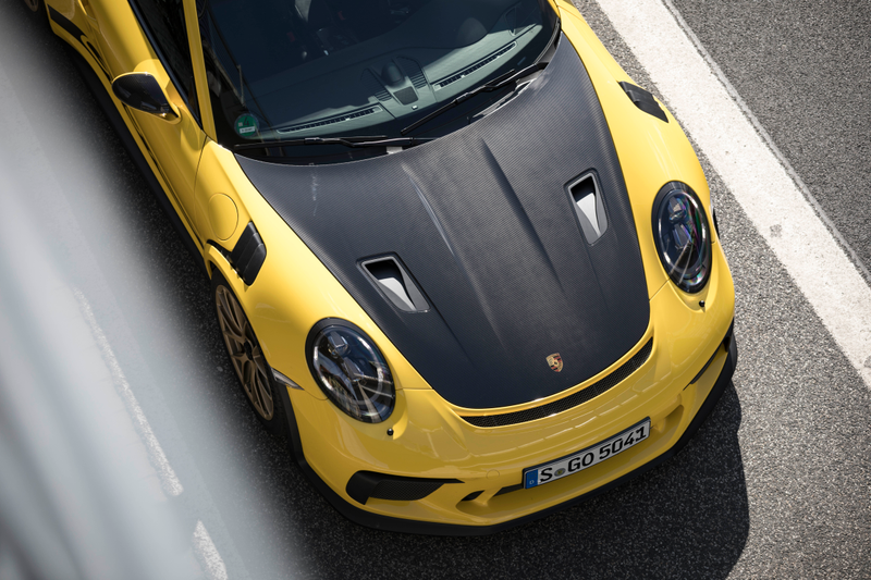 Illustration for article titled Put These Very Good 2019 Porsche 911 GT3 RS Photos In Your Life